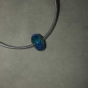 pandora bead